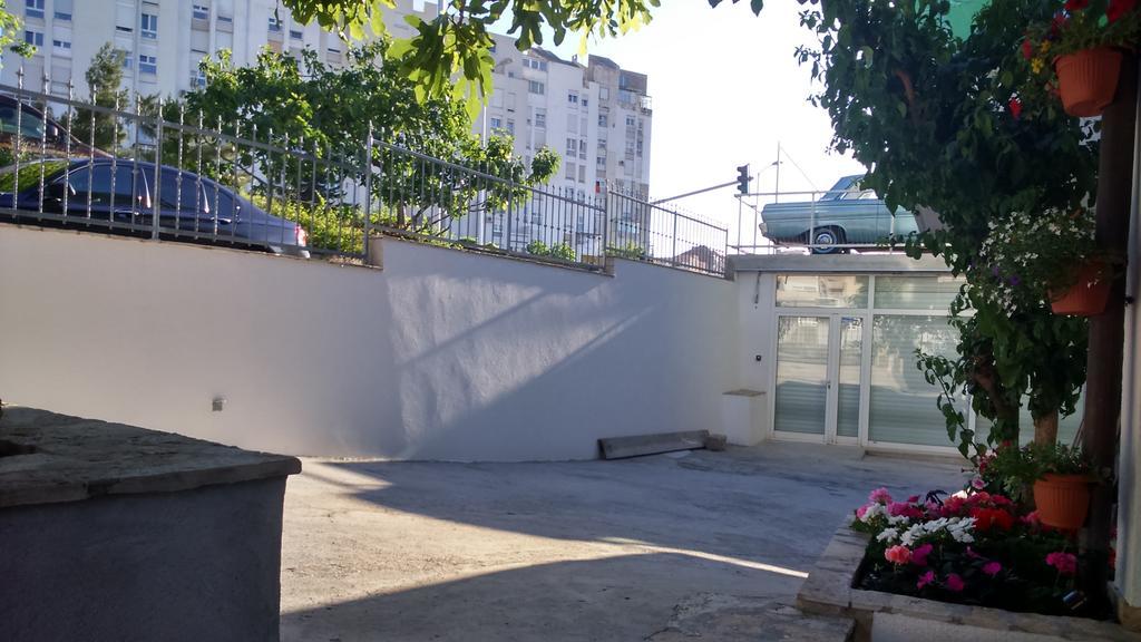 Swiss Holiday Apartment Сплит Екстериор снимка